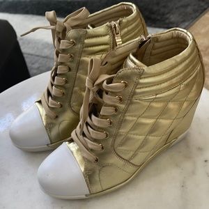 Golden wedge sneakers